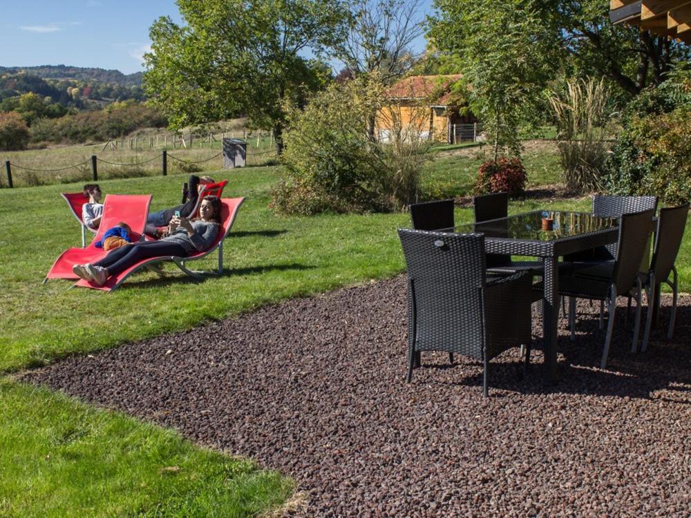 Reves De Bois Villa Loubeyrat Exteriör bild